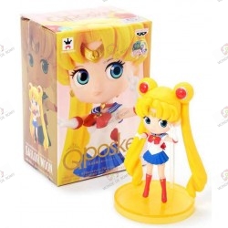 FIGURINE QPOSKET Sailor Moon:  Sailor moon avec boite